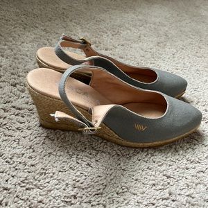 Viscata Barcelona Lloret slingback wedge espadrille grey